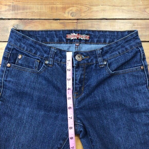 MAKERS of true originals low rise blue stretchy jeans ladies size 28 - Picture 7 of 8